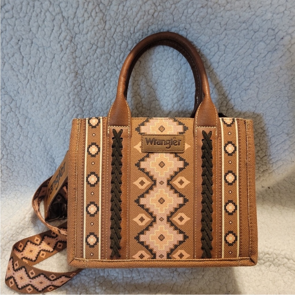 Wrangler Aztec southwestern crossbody purse